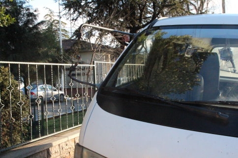 Orman İşletmesi Önünde Minibüs Yayaya Çarptı 1 Yaralı