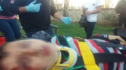 Orman İşletmesi Önünde Minibüs Yayaya Çarptı 1 Yaralı