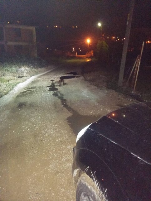 Yağmur Yağdıkça Çukur Açılıyor