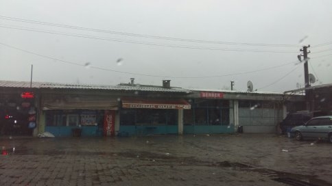 Soba Tutuştururken Yüzü Yandı.