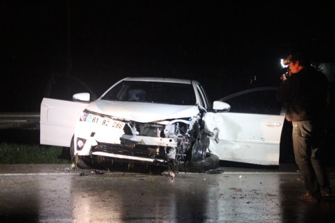 Akyazı D100 Karayolunda trafik kazası