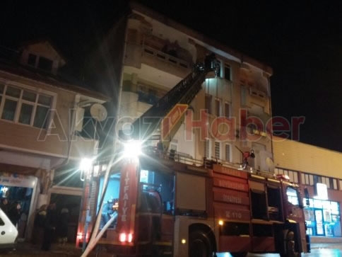 Şehit Furkan Çelik Caddesi'nde Bina Yangını