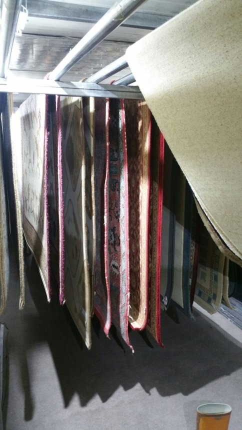 Akyazı'nın En Büyük Halı Yıkama Fabrikası Açıldı