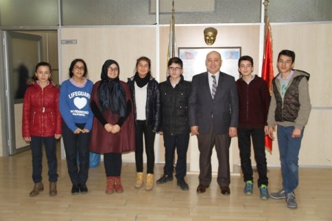 Milli Eğitim Müdüründen Öğrencilere Ziyaret