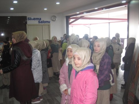 Akşemsettin İmam Hatip Okulu Öğrencilerine Sinema