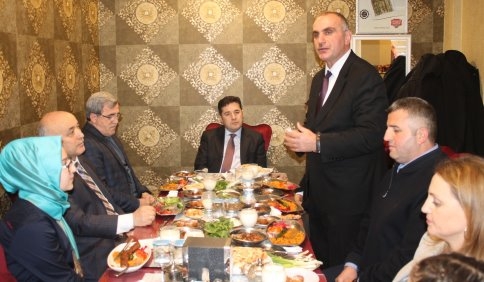 Başarılı Öğrenciler Onurlandırıldı