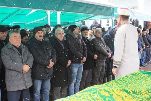 İsmail Akdeniz Defnedildi