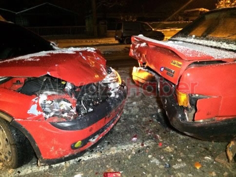 Akyazı Ormanköy Yolu Sapağında Kaza