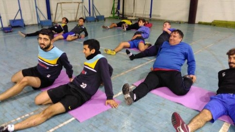 As Akyazı Kar Yağışını Sıkı Antrenmanla Değerlendirdi.