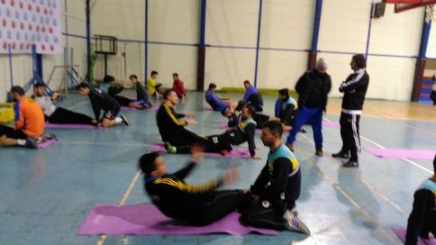 As Akyazı Kar Yağışını Sıkı Antrenmanla Değerlendirdi.