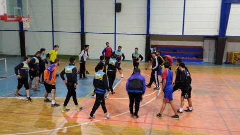 As Akyazı Kar Yağışını Sıkı Antrenmanla Değerlendirdi.