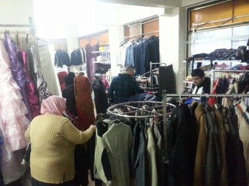 Hayır Çarşısı Hayır Hizmetlerine Devam Ediyor