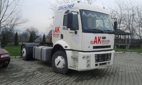 Öz Ak Sürücü kursu Filosuna TIR’ı Katarak İlke İmza Attı