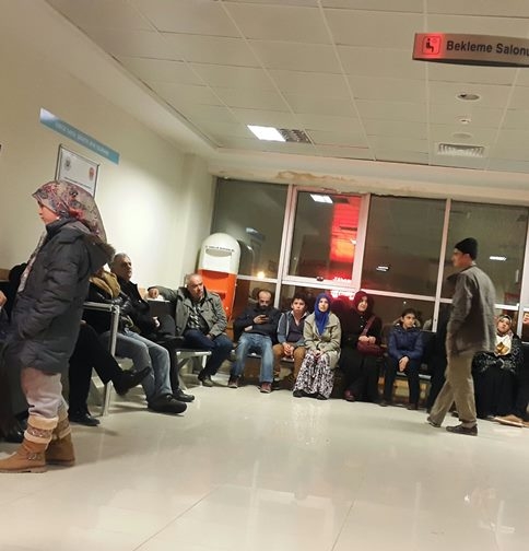 Hastane Acili Dolup Dolup Taşıyor Salgına Dikkat