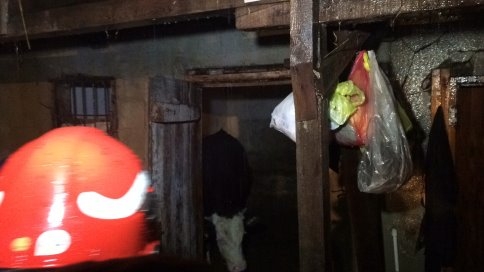 Samanlık ve Ahır yangını korkuttu