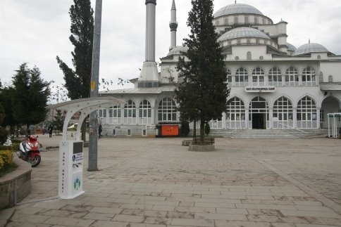 Akyazı Belediyesinden Engelli Vatandaşlarımıza İkinci Şarj Ünitesi