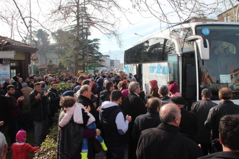 40 Kişilik Umre Kafilesi Dualarla Uğurlandı