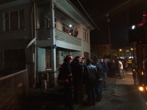 Yanan Çekyat Mahede Paniğe Sebep Oldu