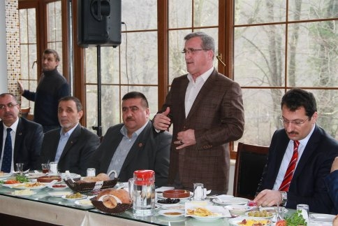 Ali İhsan Yavuz Akyazı’da Muhtarlarla Buluştu