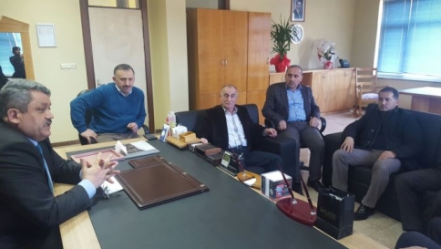 Ak Parti İlçe Teşkilatı Akyazı MYO Müdürünü Ziyaret Etti
