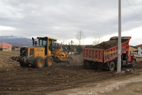 Akyazı'da Yeni Parsel Yolları Açılıyor