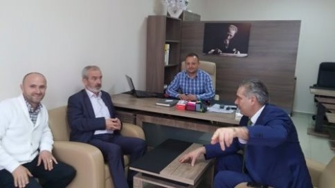 Ömercikler Mahesi Muhtarlığına Ömer Bozkurt Getirildi.