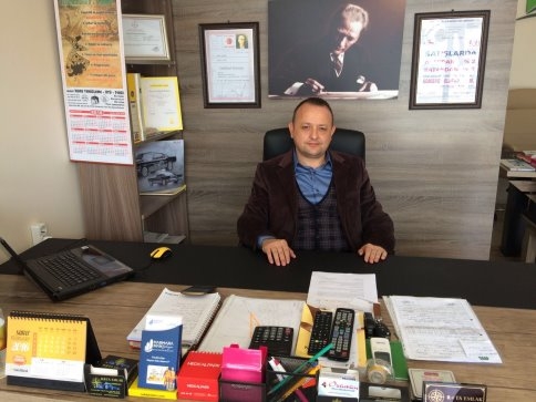 Ömercikler Mahesi Muhtarlığına Ömer Bozkurt Getirildi.