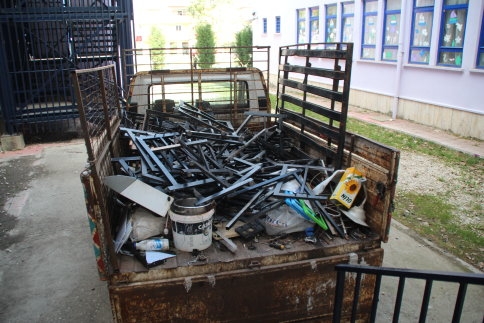 Paris İlkokulu’nda Yüzünden Yaralandı
