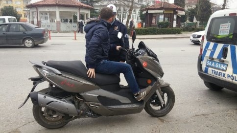 Motosiklet Denetimlerini Aralıksız Sürüyor