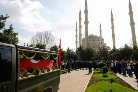 Şehit Uzman Çavuş Sercan Yılmaz, Memleketi Adana’da Toprağa Verildi