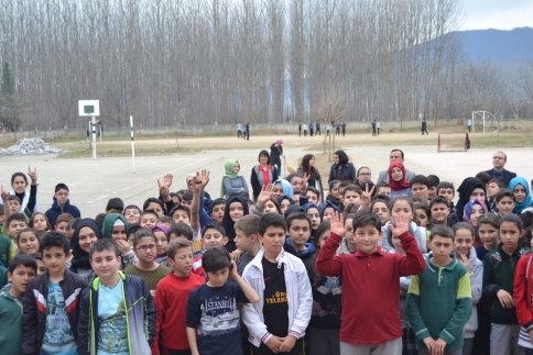 TEOG Sınavında Başarılı Olan Öğrencilere Ödül Verildi