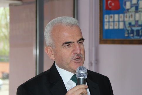 Emekli Nevruz Öğretmen Çeşme Yaptırdı