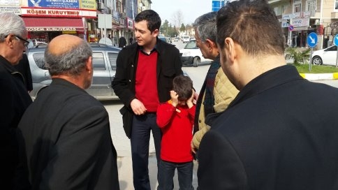 Bisikletli Çocuğa Otomobil Çarptı.