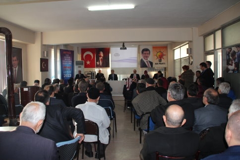 Ak Parti Akyazı İlçe Teşkilatı Danışma Toplantısını Gerçekleştirdi