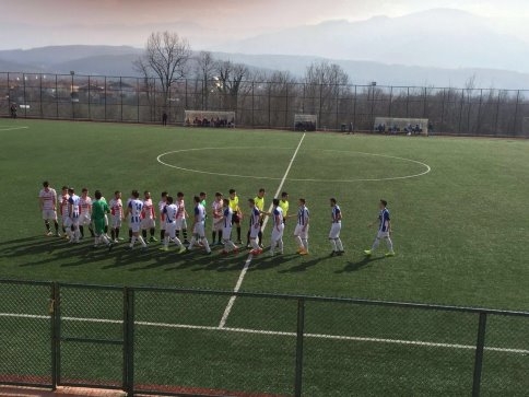 Kuzulukspor 3 - As Arifiye 0