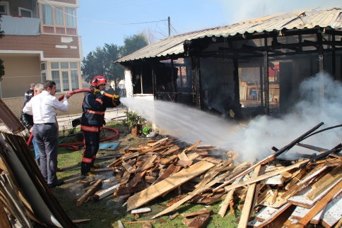 Yıldırım Beyazıt Caddesinde Yangın