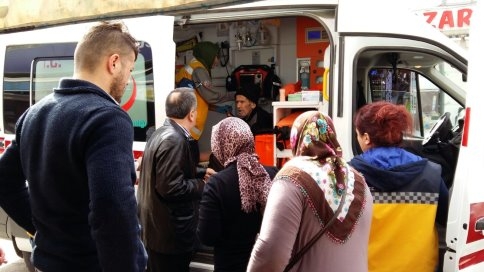 Yaşlı Adam Baygınlık Geçirdi