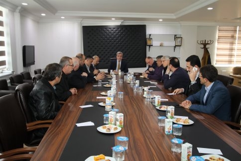 Akyazı Fakülte İçin Teyakkuzda…