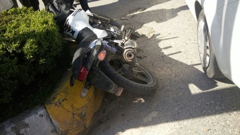 “ U “ Dönüşü yaparken çarpıştılar