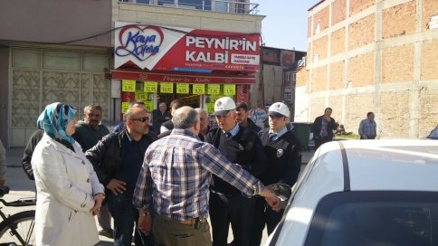 “ U “ Dönüşü yaparken çarpıştılar