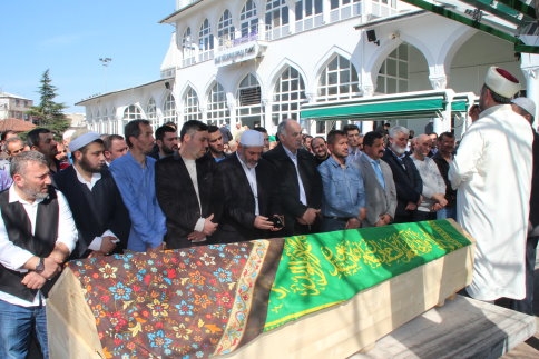 Vefat Ayşe Demir Defnedildi.