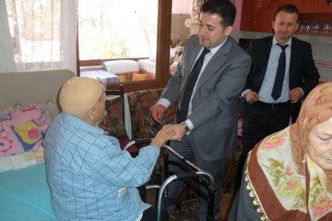 Yaşlılar Haftası Nedeniyle Şehit Babasına Anlamlı Ziyaret