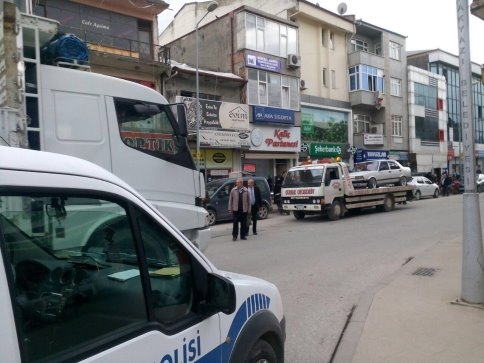Şüpheli Şahini Polis Kaldırdı