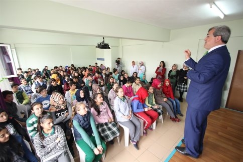 Başkan Öğrencilerle Buluştu