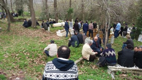 Elmas Yıldız Defnedildi