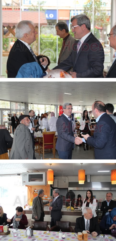 Akyazı'da Emeği Geçmiş Yaşlı İnsanlara Kahvaltı Düzenlendi