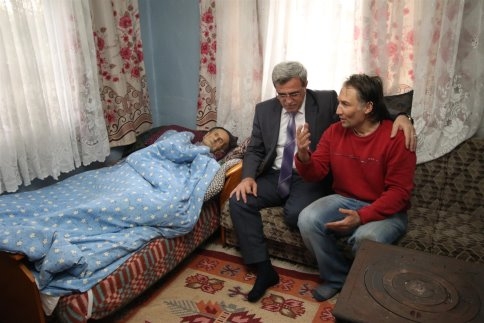 Başkan Akcan’dan Yaşlılar Haftasında Anlamlı Ziyaretler