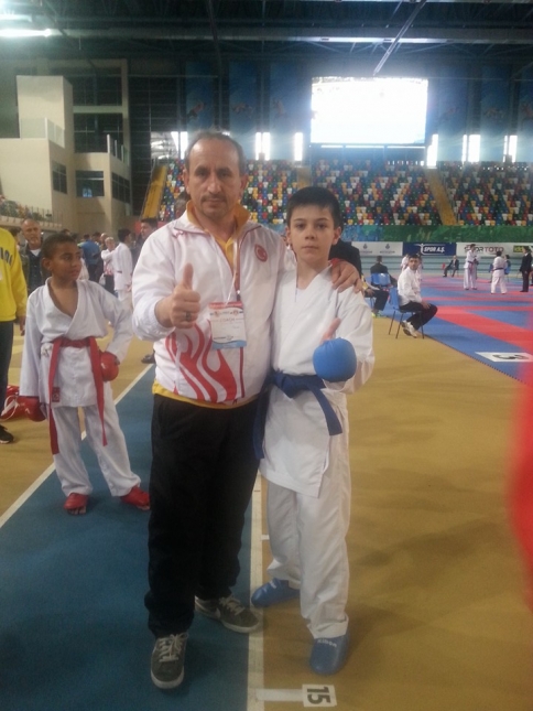 Karatecilerden Muhteşem Başarı