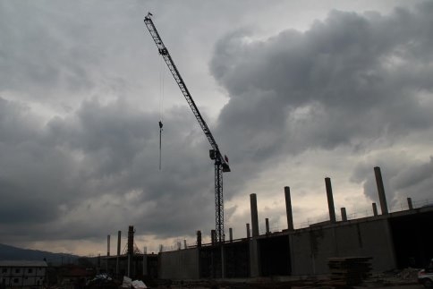 Kuzuluk'ta Vinç Tepesinde Fenalaşan Operatöre Müdahale