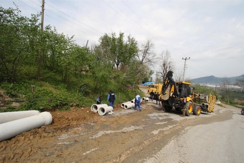 Taşburun Mahesinde Alt Yapı Çalışmaları Devam Ediyor